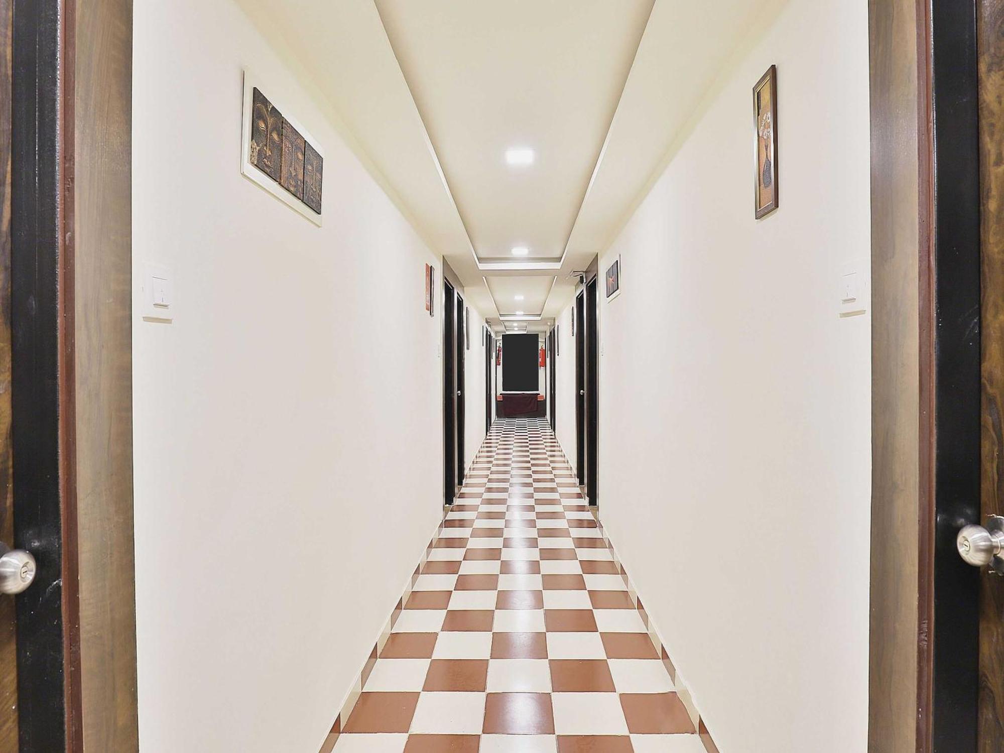 Hotel O Kajri Koba Exteriér fotografie