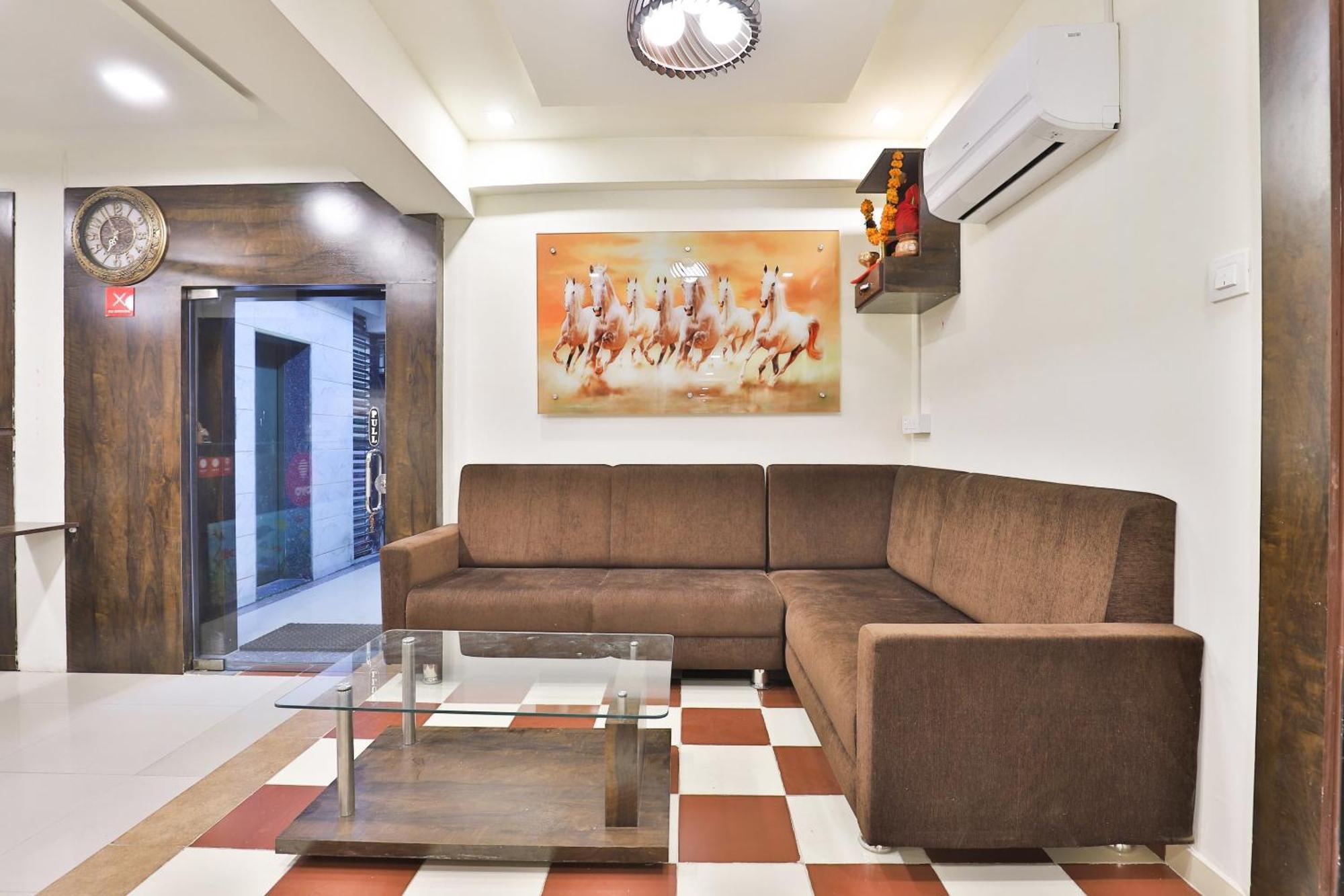 Hotel O Kajri Koba Exteriér fotografie